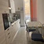 Serradifalco Cozy House Di Enza E Luigi Apartman
